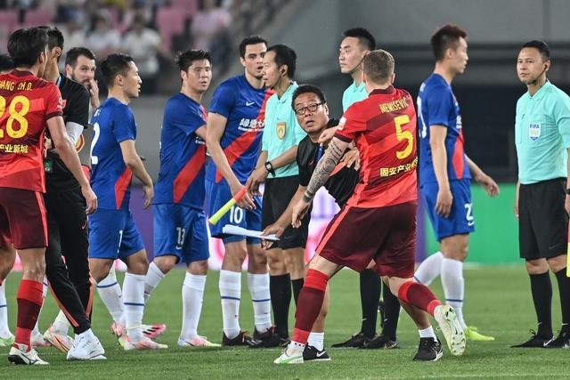 精选足篮专家：英超大师中足彩+10注任九揽503万
